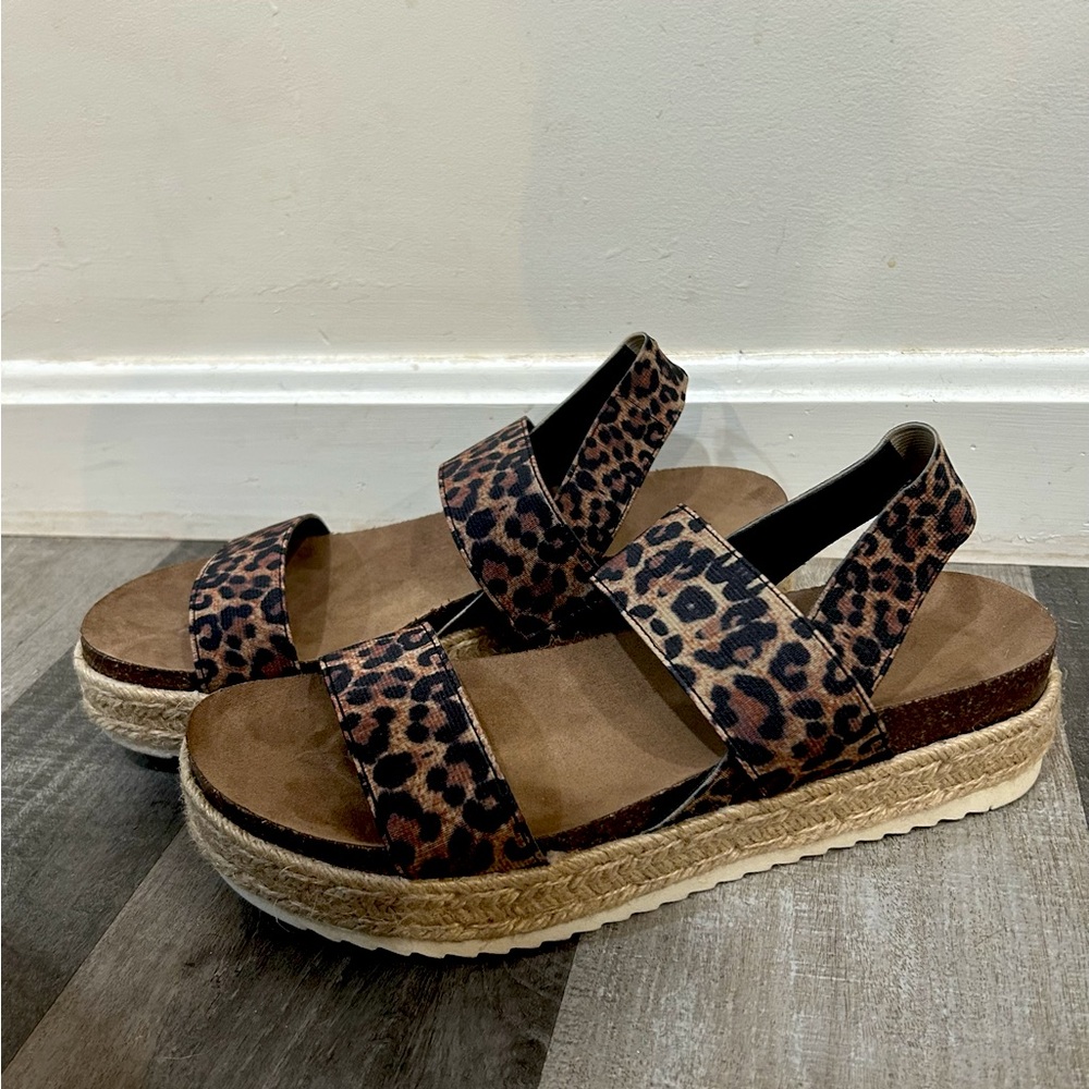 Madden Girl Women’s Size 9 Leopard Cybell Sandals